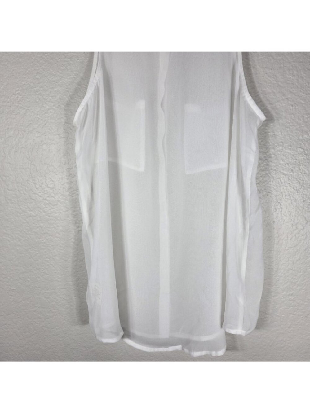 Decree White Sleeveless Sheer Button Front Top Womens Size M Collared Pockets - Picture 7 of 10